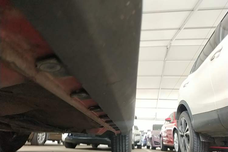 Used Haval H1 2016 Blue Label 1.5L Manual Luxury Model Left Side Sill