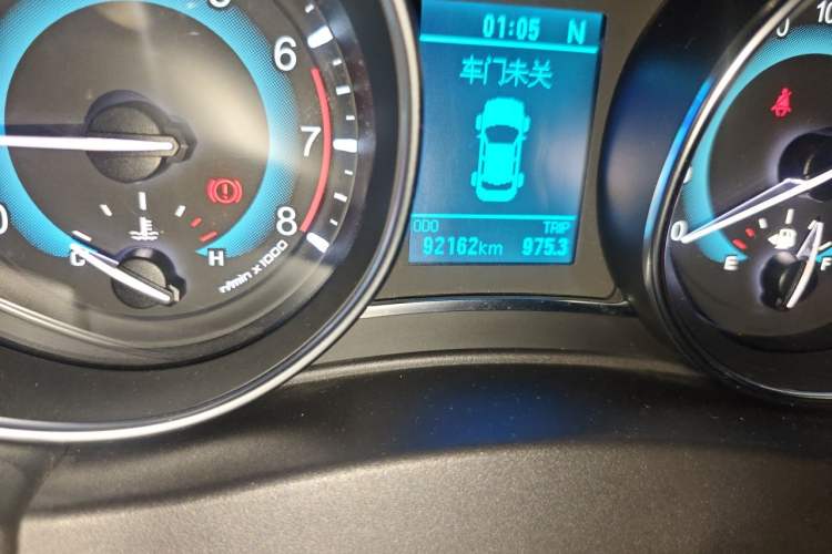 Used Haval H1 2016 Revised Version Blue Badge 1.5L AMT Comfort Edition Odometer Close Up