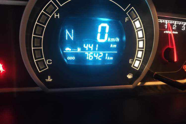 Used Haval H1 2016 Red Label 1.5L AMT Comfort Model Odometer Close Up