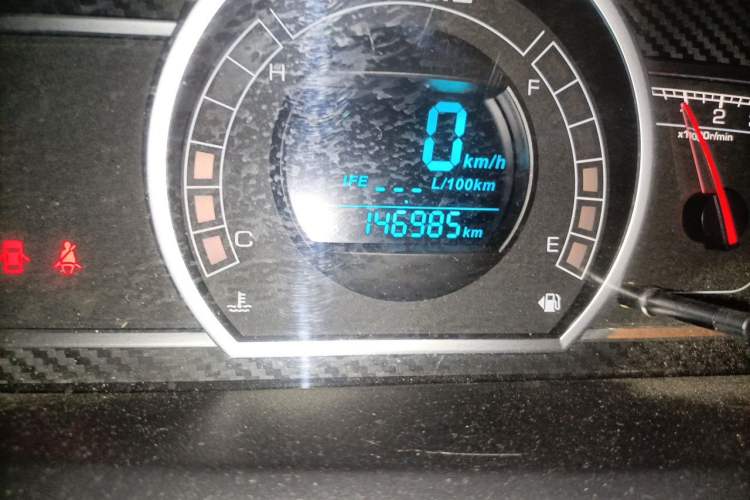 Used Haval H1 2016 Red Label 1.5L Manual Comfort Edition Odometer Close Up