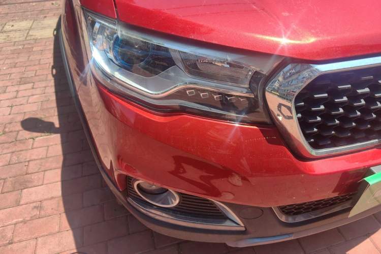 Used Haval H1 2016 Revised Version Blue Badge 1.5L AMT Comfort Edition Right Front Headlight