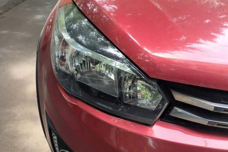 Used Haval H1 2016 Red-Label 1.5L AMT Luxury Model Right Front Headlight