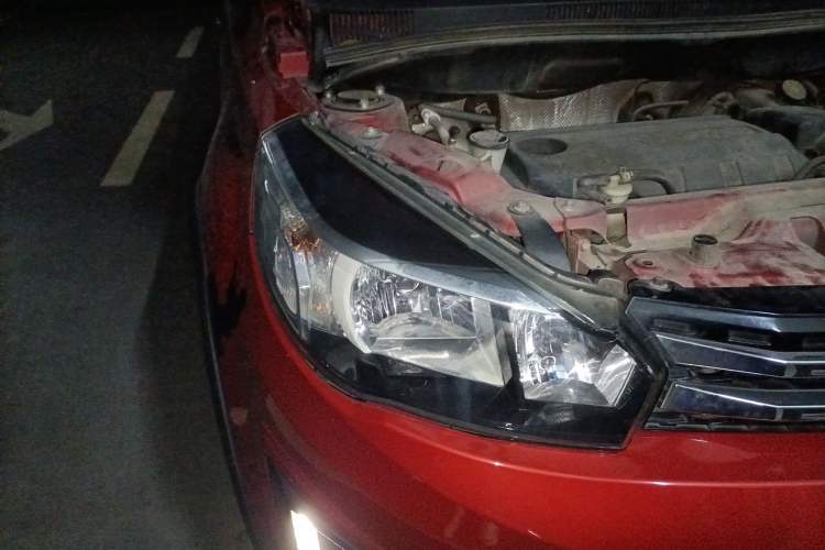 Used Haval H1 2016 Red Label 1.5L Manual Comfort Edition Right Front Headlight