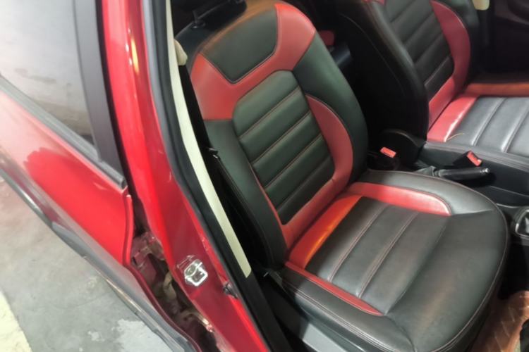 Used Haval H1 2016 Blue Label 1.5L AMT Luxury Model Right Front Seat
