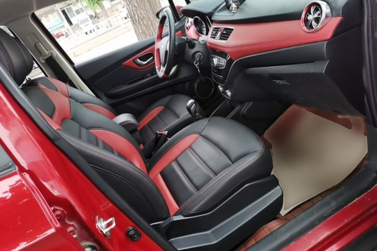 Used Haval H1 2016 Blue Label 1.5L AMT Luxury Model Right Front Seat