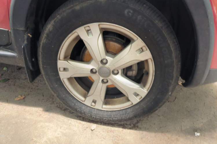 Used Haval H1 2016 Red-Label 1.5L AMT Luxury Model Right Front Wheel Hub