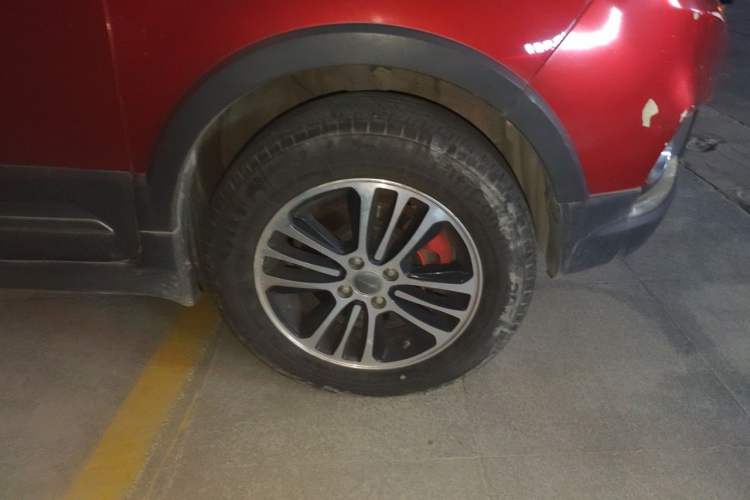 Used Haval H1 2016 Blue Label 1.5L AMT Luxury Model Right Front Wheel Hub