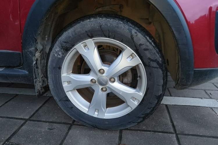 Used Haval H1 2016 Red Label 1.5L Manual Comfort Edition Right Front Wheel Hub