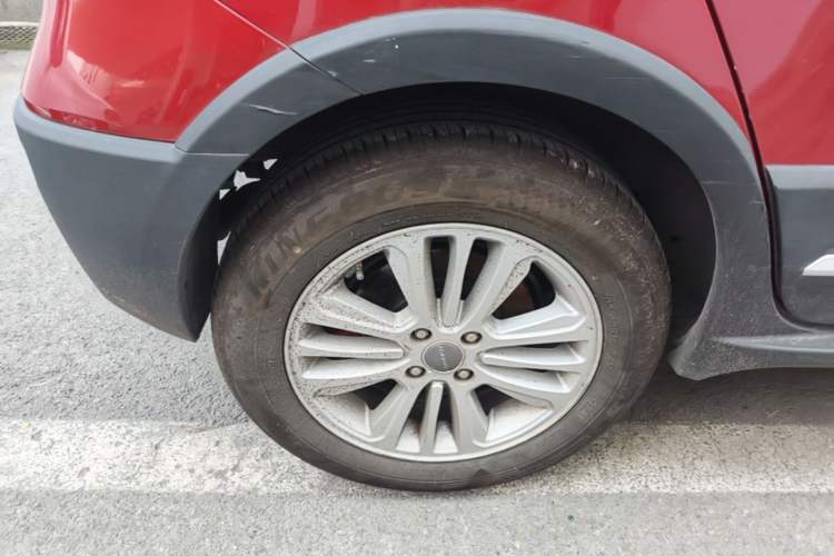 Used Haval H1 2016 Blue Label 1.5L Manual Urban Model Right Rear Wheel Hub