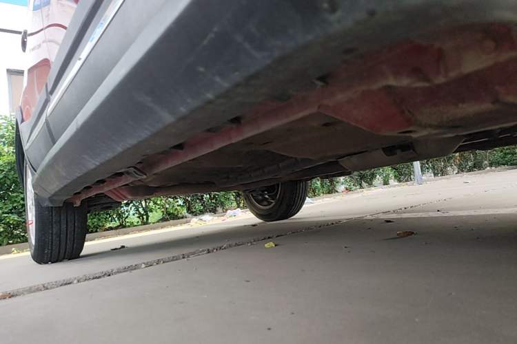 Used Haval H1 2016 Blue Label 1.5L Manual Urban Model Right Side Sill