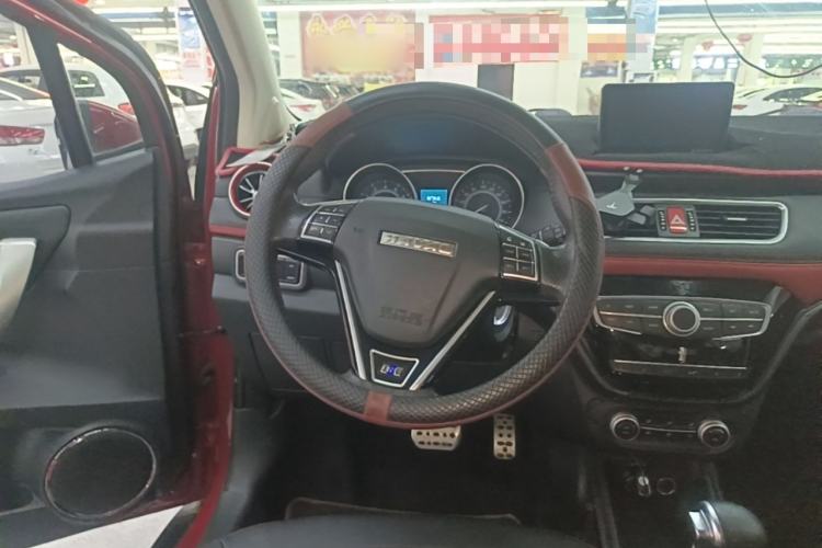 Used Haval H1 2016 Revised Version Blue Badge 1.5L AMT Luxury Edition Steering Wheel