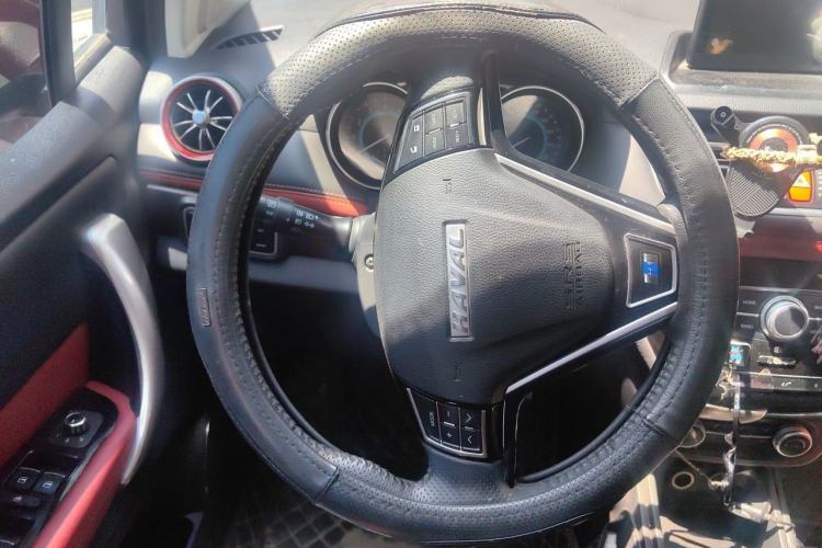 Used Haval H1 2016 Revised Version Blue Badge 1.5L AMT Comfort Edition Steering Wheel