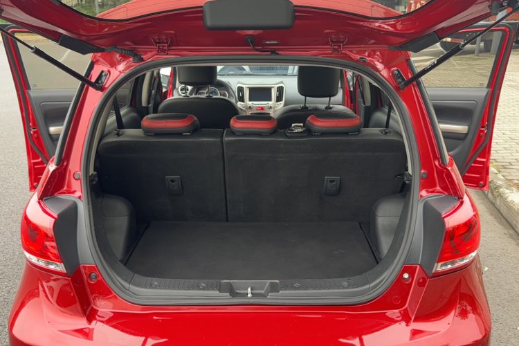 Used Haval H1 2016 Red-Label 1.5L AMT Luxury Model Trunk