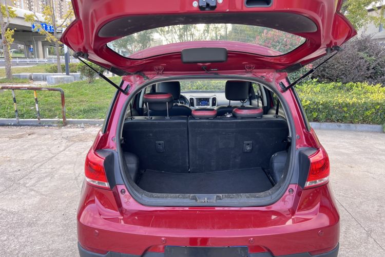 Used Haval H1 2016 Red-Label 1.5L AMT Luxury Model Trunk