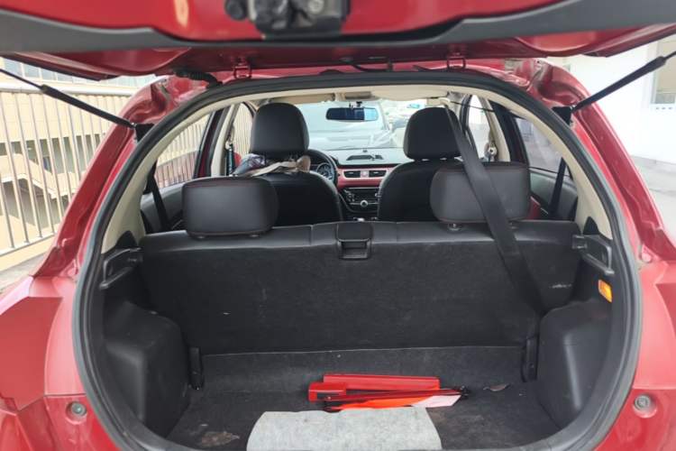 Used Haval H1 2016 Blue Label 1.5L Manual Urban Model Trunk