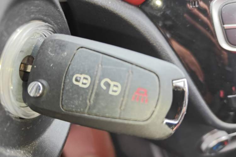 Used Haval H1 2016 Blue Label 1.5L Manual Luxury Model Vehicle Key