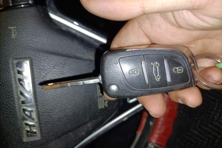 Used Haval H1 2016 Red Label 1.5L Manual Comfort Edition Vehicle Key