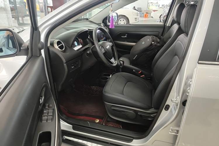 Used Haval H1 2016 Red Label 1.5L AMT Comfort Model Driver Seat