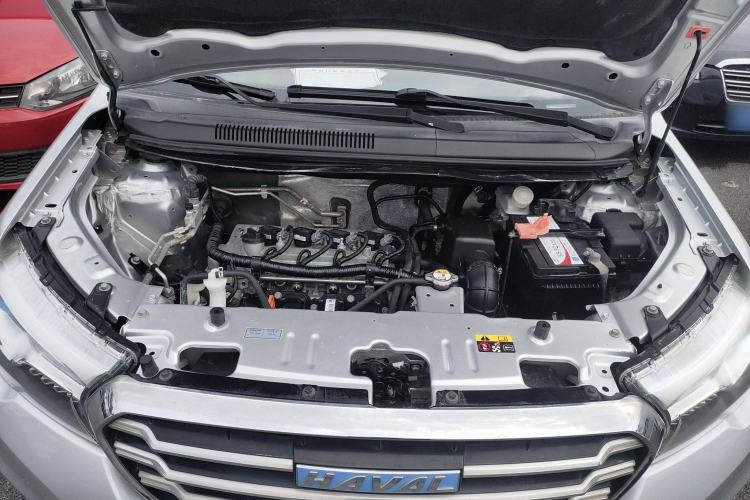 Used Haval H1 2016 Blue Label 1.5L AMT Luxury Model Engine Bay