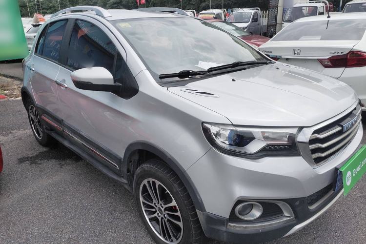 Used Haval H1 2016 Blue Label 1.5L AMT Luxury Model Front Right 45 Deg
