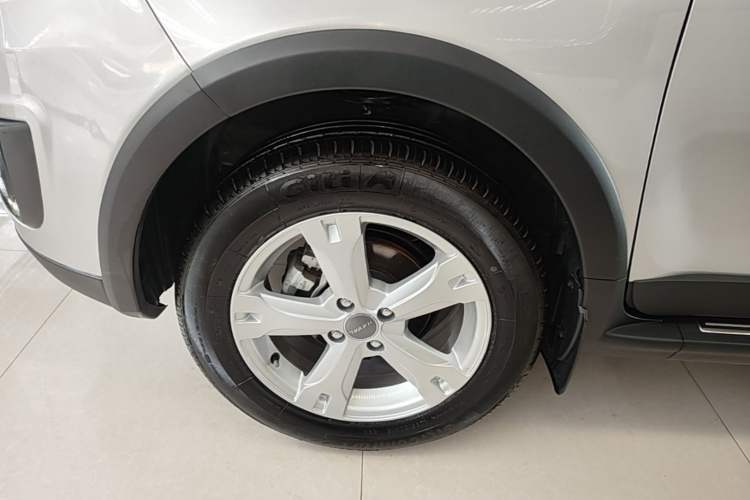 Used Haval H1 2016 Red Label 1.5L AMT Comfort Model Left Front Wheel Hub