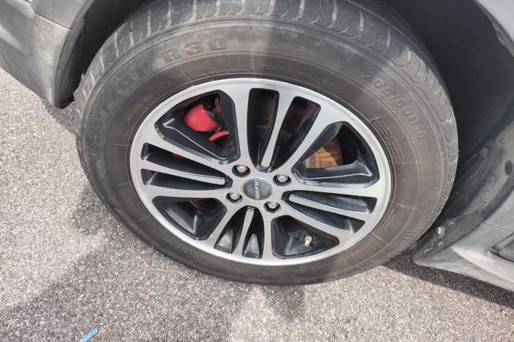 Used Haval H1 2016 Blue Label 1.5L AMT Luxury Model Left Front Wheel Hub