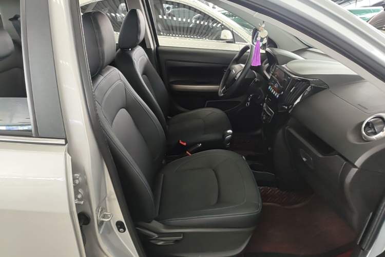 Used Haval H1 2016 Red Label 1.5L AMT Comfort Model Right Front Seat