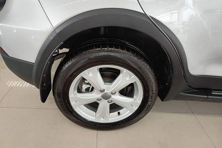 Used Haval H1 2016 Red Label 1.5L AMT Comfort Model Right Rear Wheel Hub