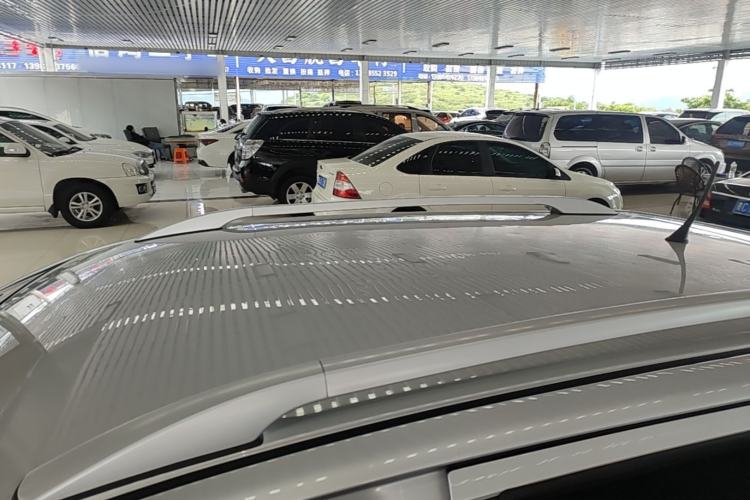 Used Haval H1 2016 Red Label 1.5L AMT Comfort Model Roof