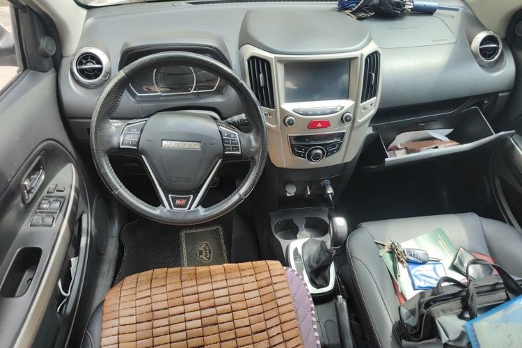 Used Haval H1 2016 Red-Label 1.5L AMT Luxury Model Center Console