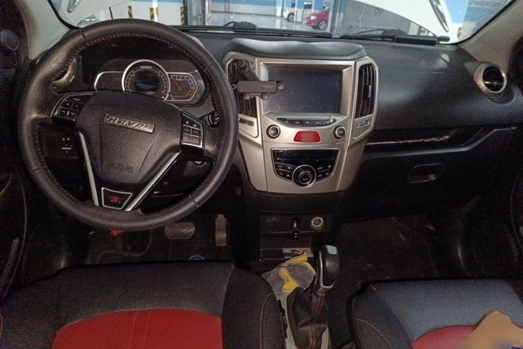 Used Haval H1 2016 Red-Label 1.5L AMT Luxury Model Center Console