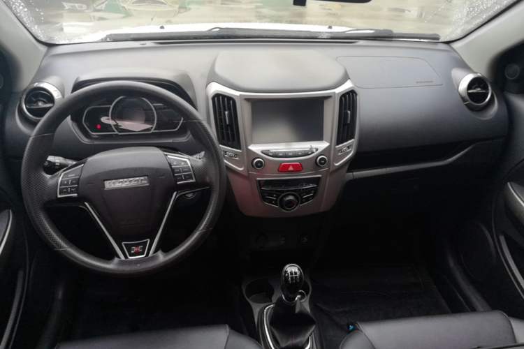 Used Haval H1 2016 Red Label 1.5L Manual Luxury Model Center Console