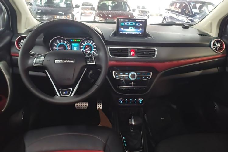 Used Haval H1 2016 Revised Version Blue Badge 1.5L AMT Luxury Edition Center Console