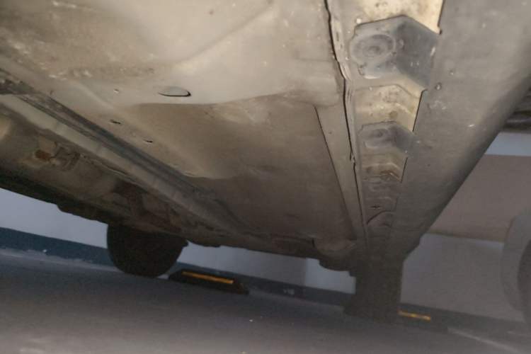 Used Haval H1 2016 Blue Label 1.5L AMT Urban Model Chassis Front Left