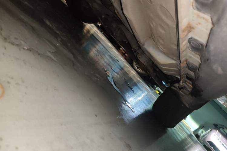 Used Haval H1 2016 Blue Label 1.5L AMT Luxury Model Chassis Front Right