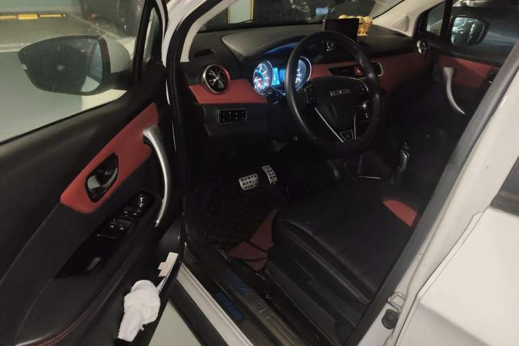 Used Haval H1 2016 Blue Label 1.5L AMT Luxury Model Driver Seat