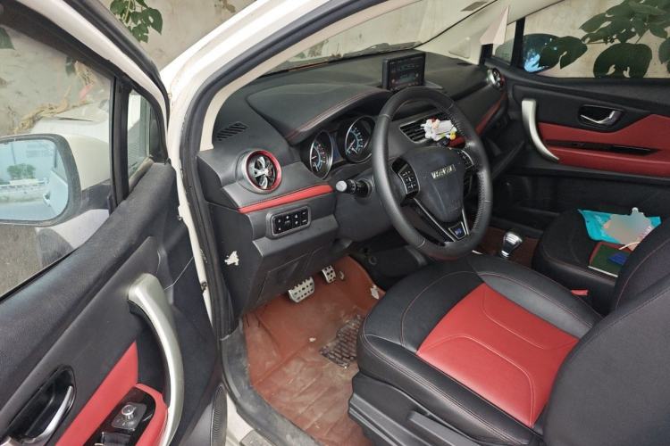 Used Haval H1 2016 Revised Version Blue Badge 1.5L AMT Luxury Edition Driver Seat