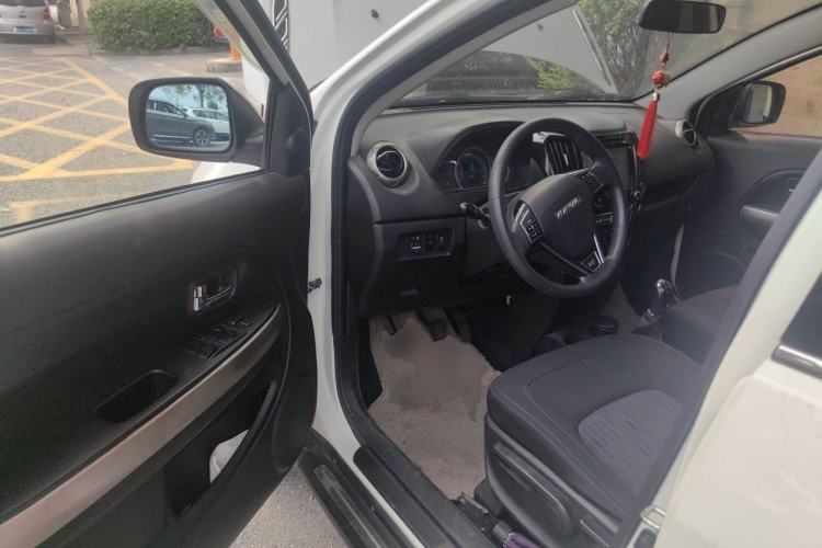 Used Haval H1 2016 Red Label 1.5L Manual Comfort Edition Driver Seat