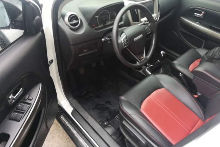 Used Haval H1 2016 Red Label 1.5L Manual Luxury Model Driver Seat