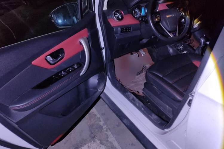 Used Haval H1 2016 Blue Label 1.5L AMT Luxury Model Driver Seat
