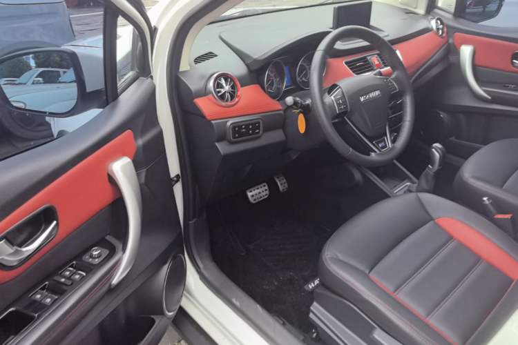 Used Haval H1 2016 Blue Label 1.5L AMT Luxury Model Driver Seat