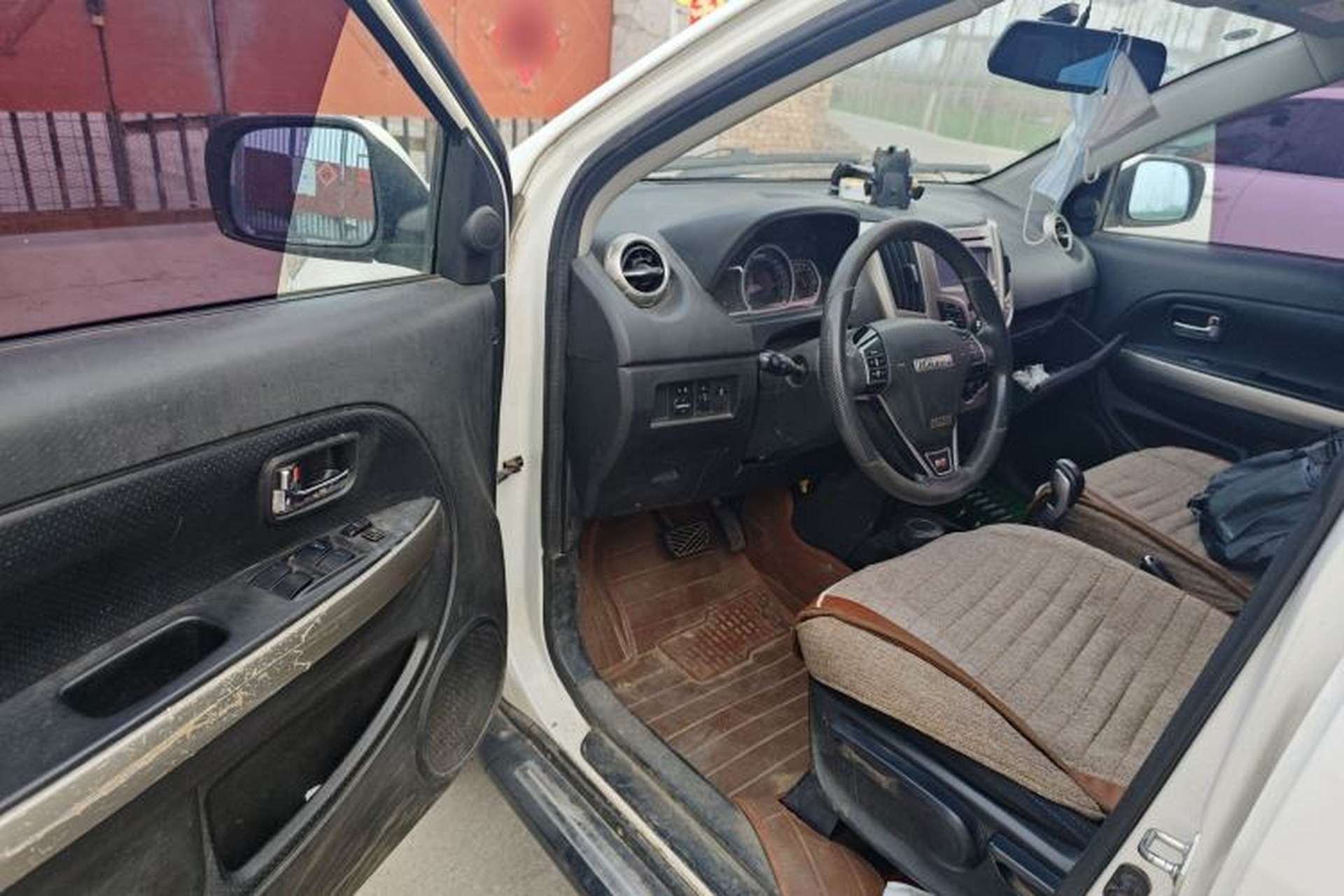 Used Haval H1 2016 Red Label 1.5L AMT Comfort Model Driver Seat