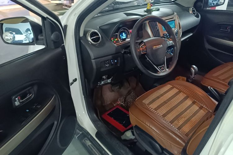 Used Haval H1 2016 Red Label 1.5L AMT Comfort Model Driver Seat