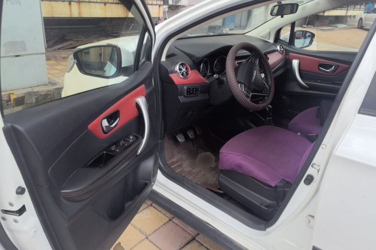 Used Haval H1 2016 Blue Label 1.5L Manual Urban Model Driver Seat