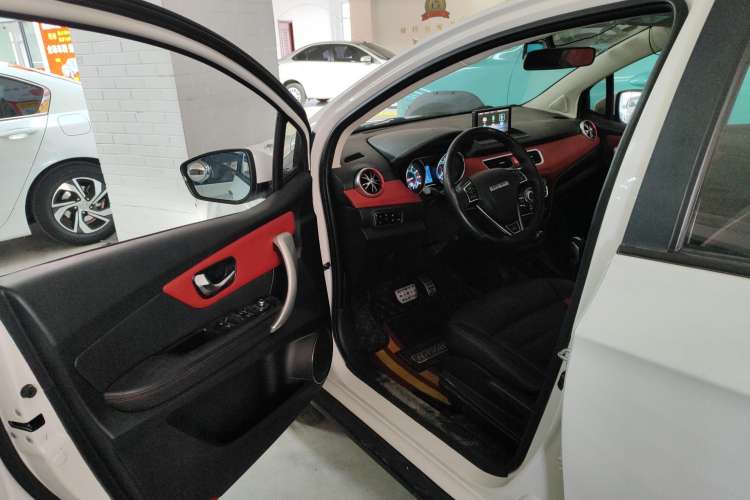 Used Haval H1 2016 Blue Label 1.5L AMT Luxury Model Driver Seat