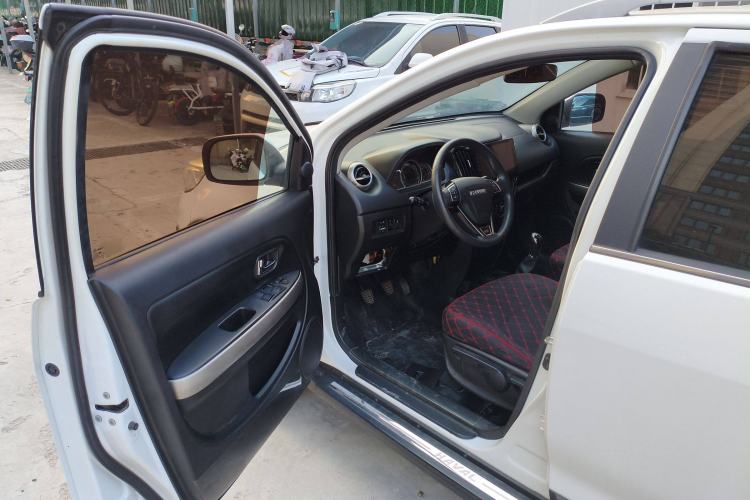 Used Haval H1 2016 Red Label 1.5L Manual Comfort Edition Driver Seat