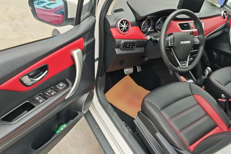 Used Haval H1 2016 Blue Label 1.5L AMT Urban Model Driver Seat