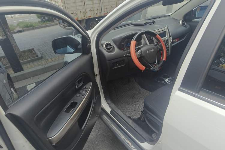 Used Haval H1 2016 Red Label 1.5L AMT Comfort Model Driver Seat