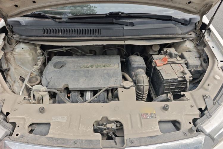 Used Haval H1 2016 Blue Label 1.5L AMT Luxury Model Engine Bay