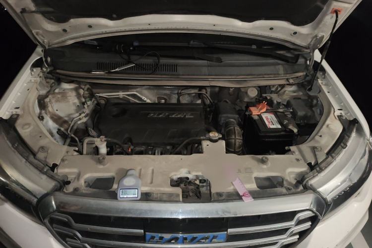 Used Haval H1 2016 Blue Label 1.5L AMT Luxury Model Engine Bay